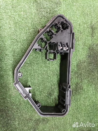 Блок реле Audi Q7 2005