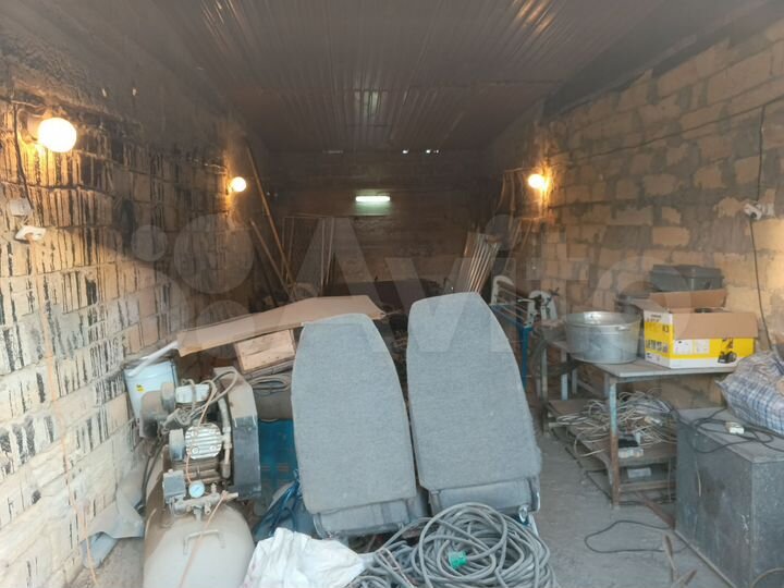 Гараж, > 30 м²