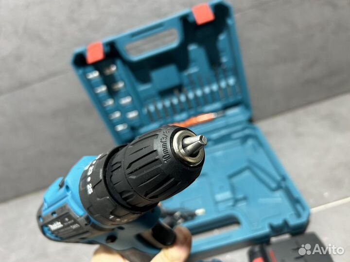 Шуруповерт makita 18v с набором