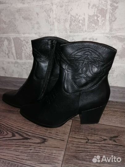 Обувь казачки женские 38 новые