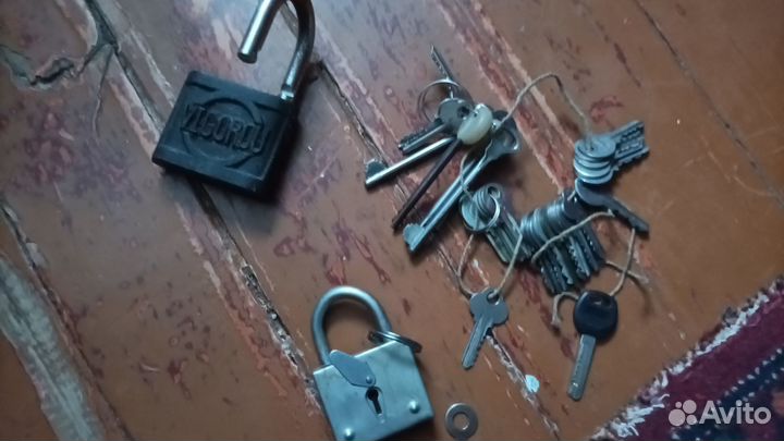 Замки и ключи