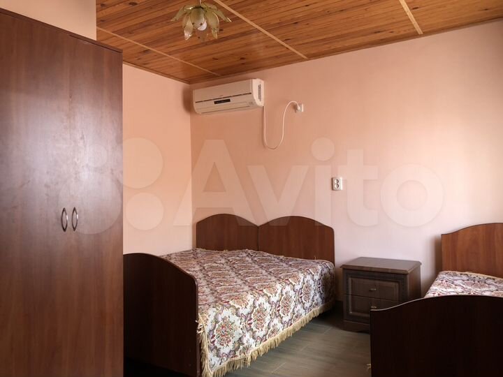 Комната 15 м² в 1-к., 2/2 эт.