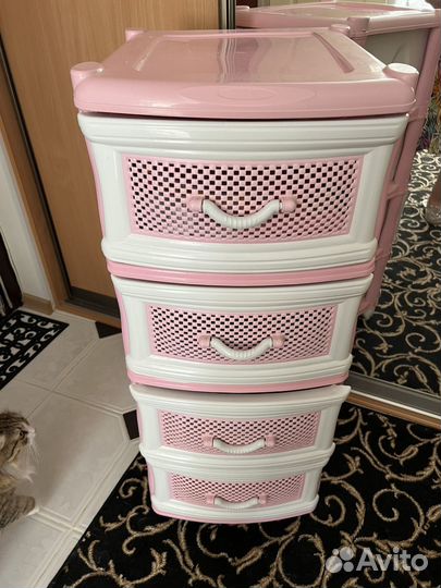 Ванночка для купания и комод пластик