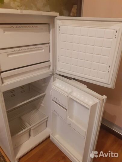 Холодильник 2 кам чистый белый склад выбор доставк