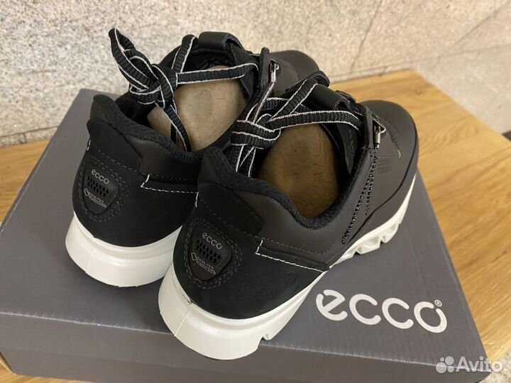 Кроссовки Ecco Multi-Vent Goretex Surround 41р