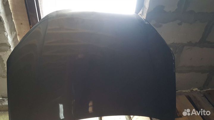 Капот на granta FL с дефектом