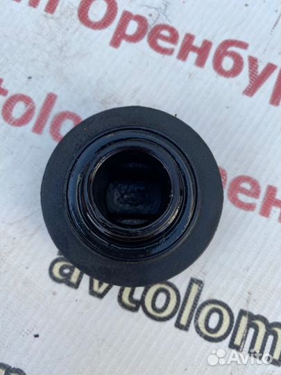 Крышка маслозаливной горловины Infiniti Ex35 J50