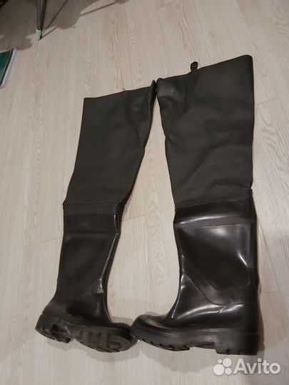 Сапоги резиновые болотные