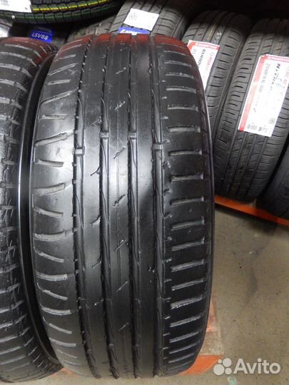 Nokian Tyres Hakka Z 215/60 R16