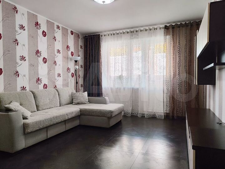 3-к. квартира, 83 м², 4/9 эт.