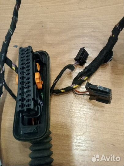 Проводка (коса) двери задняя правая Volkswagen