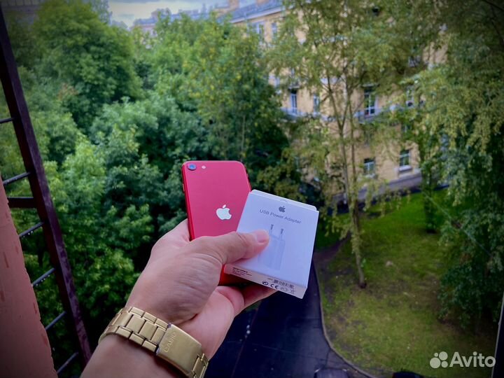 iPhone SE (2020), 128 ГБ