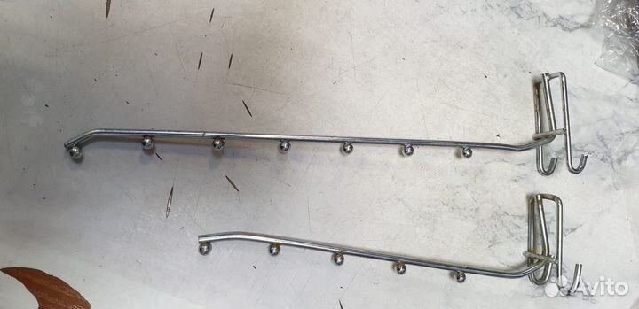 Крючки вешалки