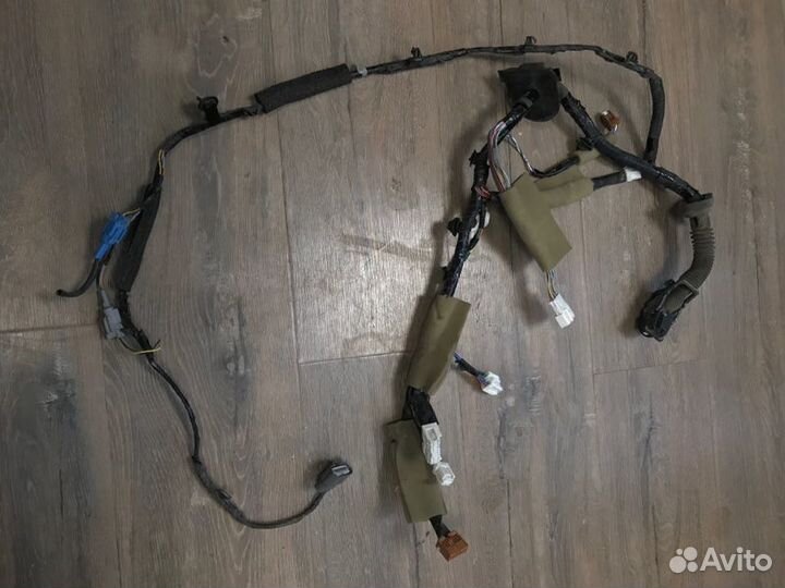 Проводка двери передняя левая Infiniti Ex35 1