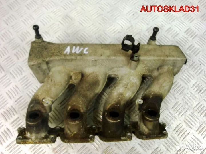 Коллектор впускной VW Sharan 1,8 AWC 06A133223BS