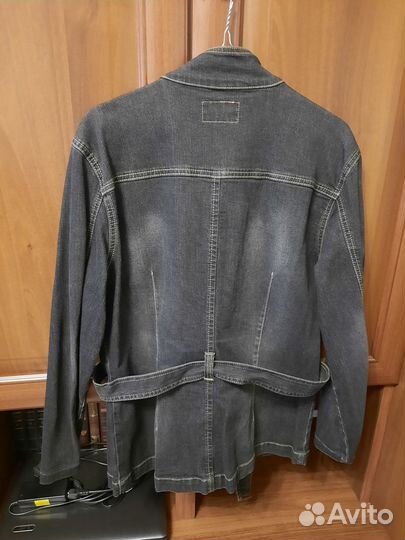 Джинсовая куртка