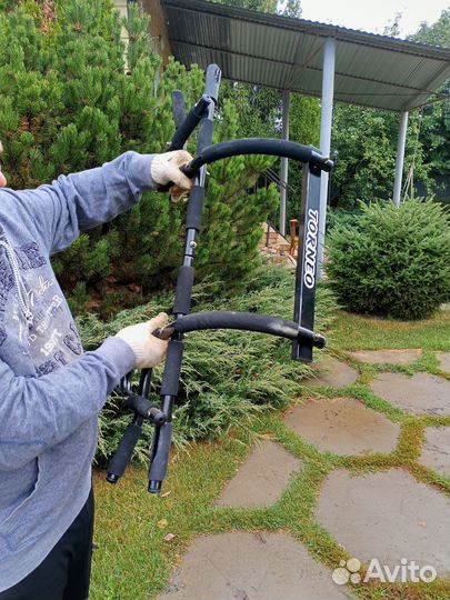 Турник настенный