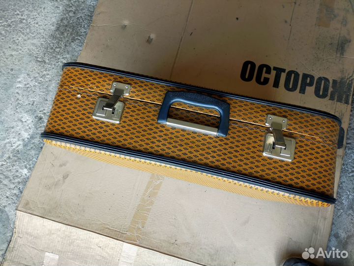 Чемоданы старинные 2шт