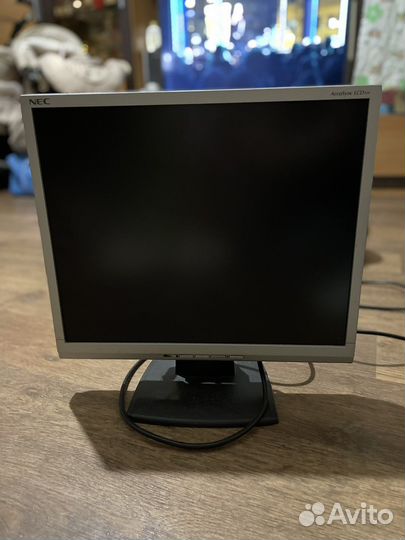 Монитор NEC AccuSync LCD93v