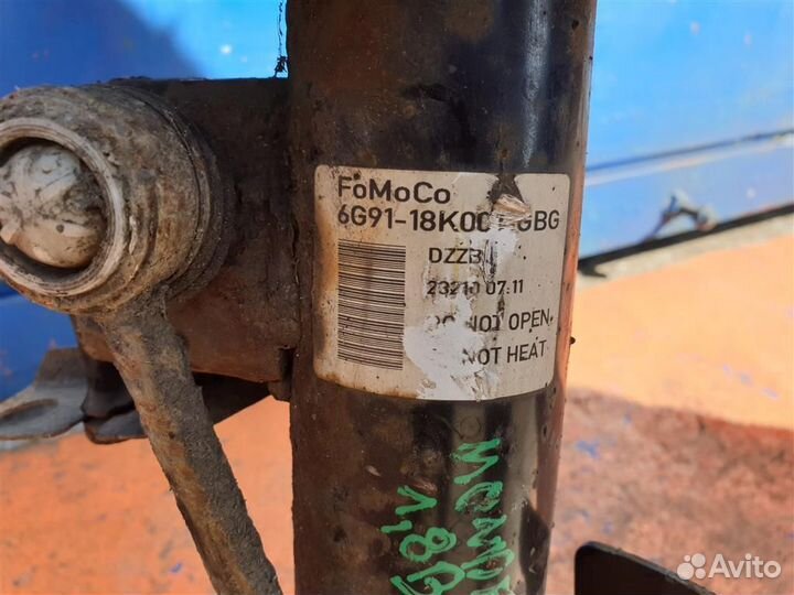 Стойка передняя левая Volvo XC70 2 V70 2007-2016