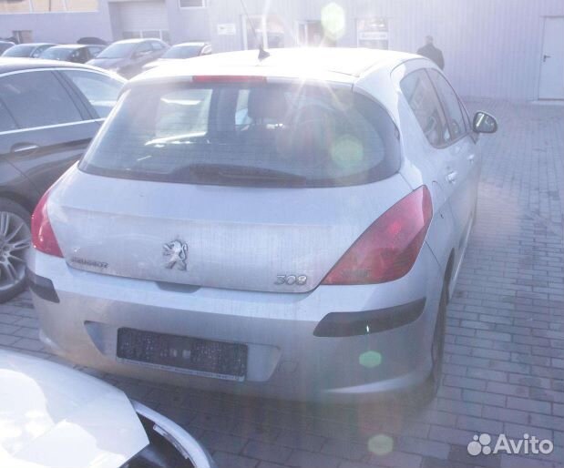 Peugeot 308 2008 г по запчастям