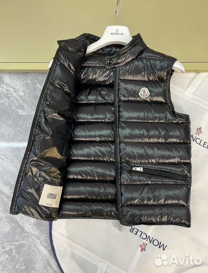 Жилетка moncler NEW collection