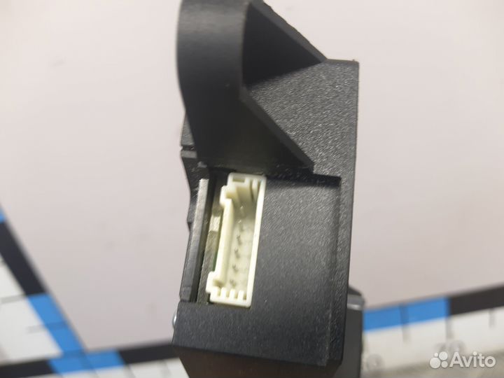 Б/У Блок кнопок управления сиденьем левый