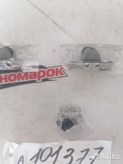 Фонарь подсветки двери Lexus RX350 RX450h RX270 XL