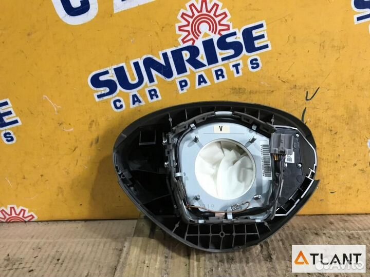 Airbag правый nissan leaf