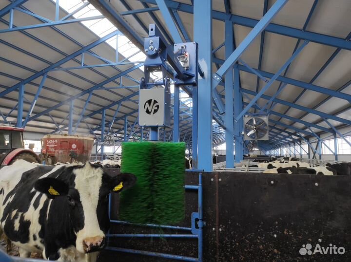 Щетка-чесалка для крс автоматическая New farm