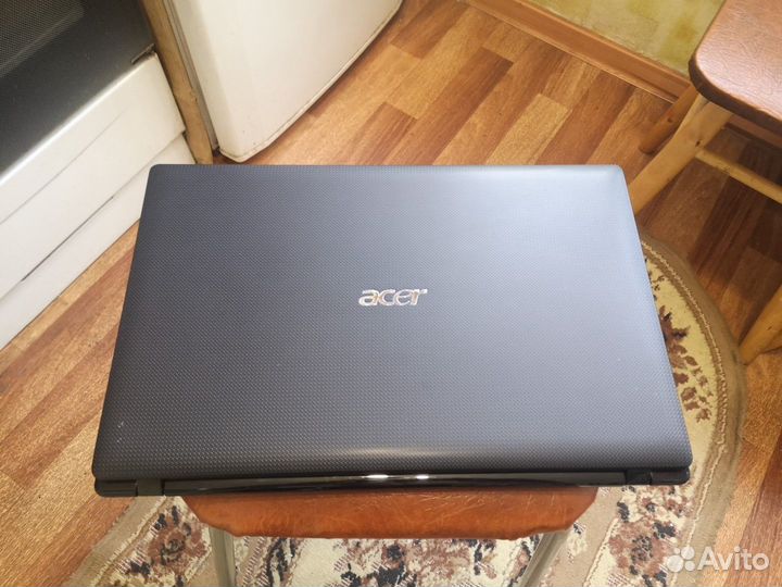 4-х ядерный ноутбук Acer Aspire 5551G