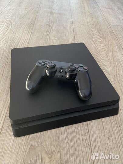 Sony playstation 4 PS4 slim