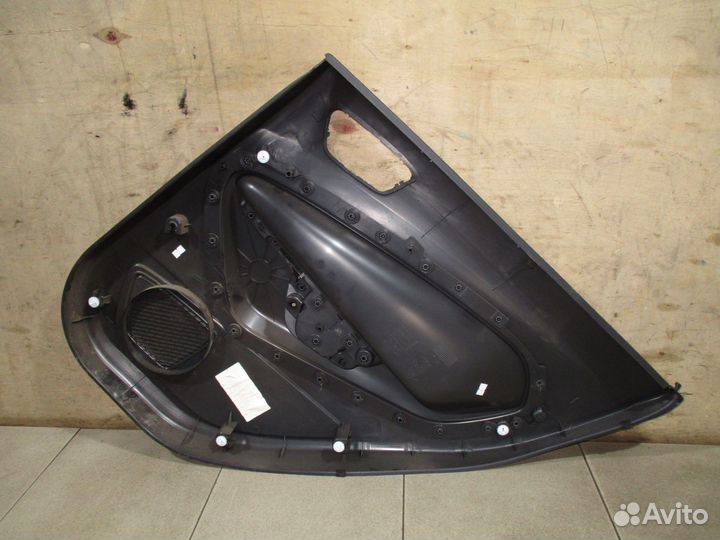 Обшивка двери задней левой Ford Fiesta 6