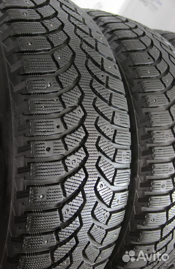 Bridgestone Blizzak Spike-01 255/60 R18 112T