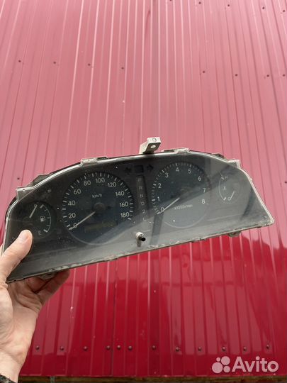 Щиток приборов на toyota premio