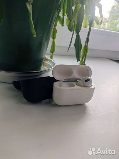 Беспроводной наушник Airpods Pro 1 наушник