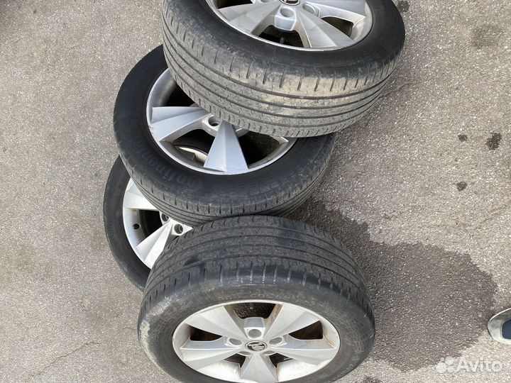 Комплект колес Skoda Octavia (оригинальные диски)