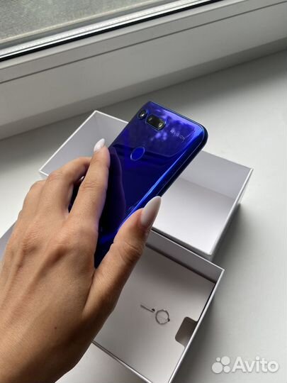HONOR View 20, 8/128 ГБ