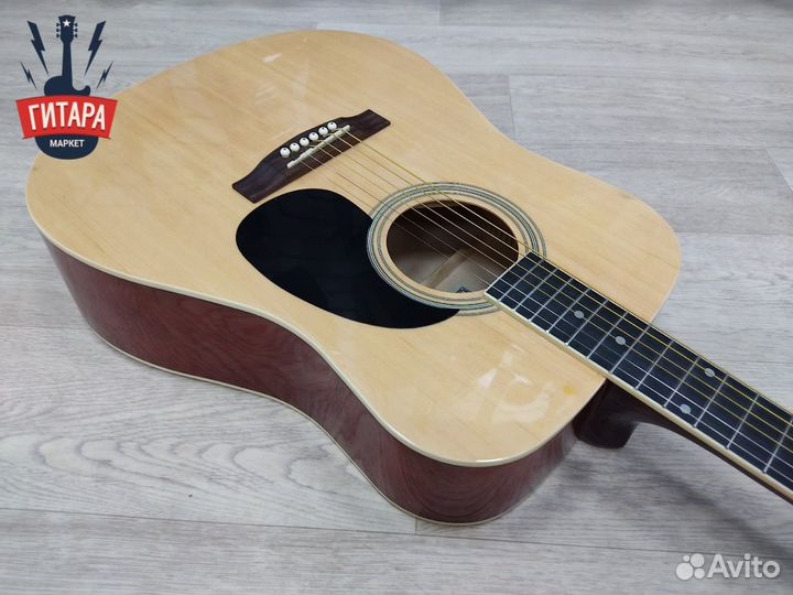 Акустическая гитара новая