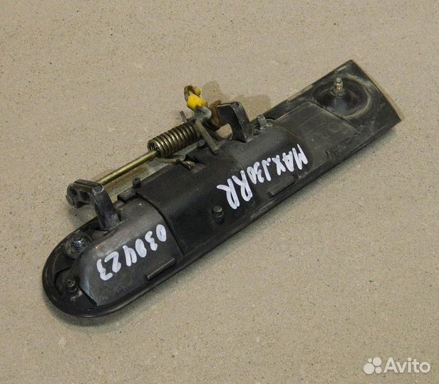 Ручка двери зад. правой наружная Nissan Maxima J30