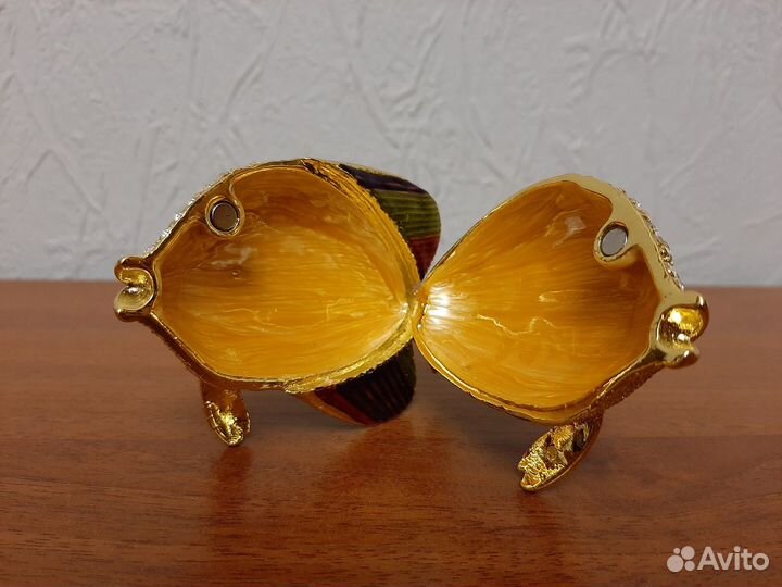 Рыбка декоративная