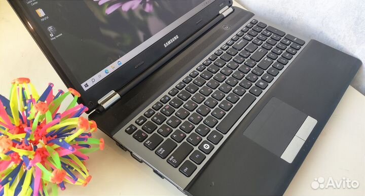 Ноутбук Samsung i5/4 ядра/ssd