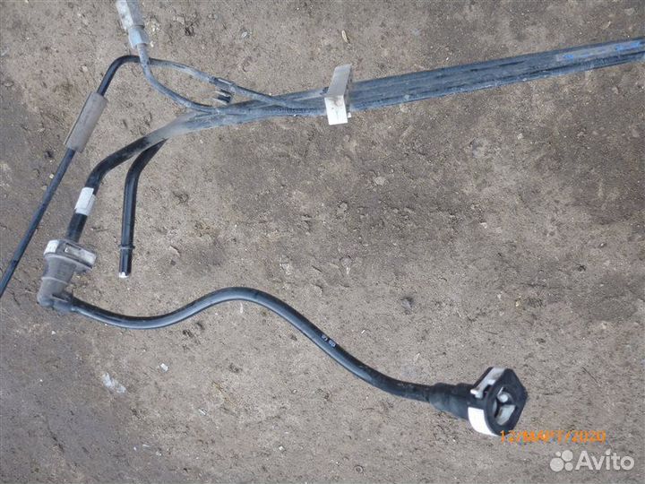 Трубка топливная Ford Focus седан 2013