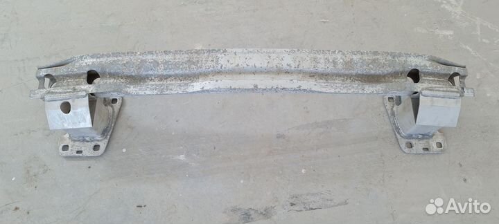 Усилитель заднего бампера audi Q7 4M