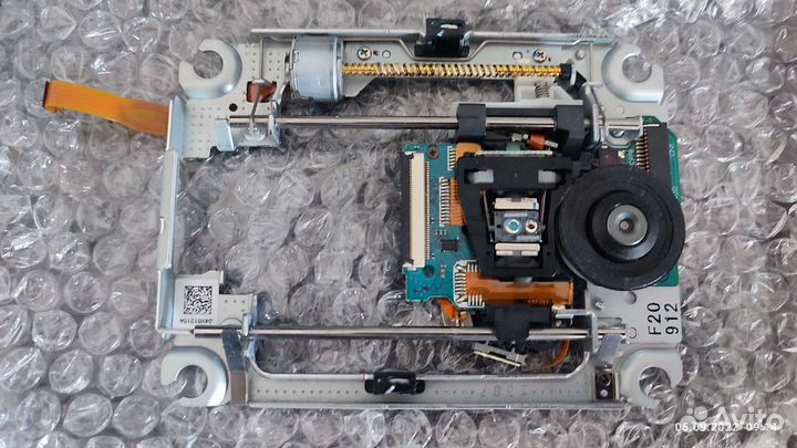 Не рабочая Головка для консоли PS3 KEM 450DAA