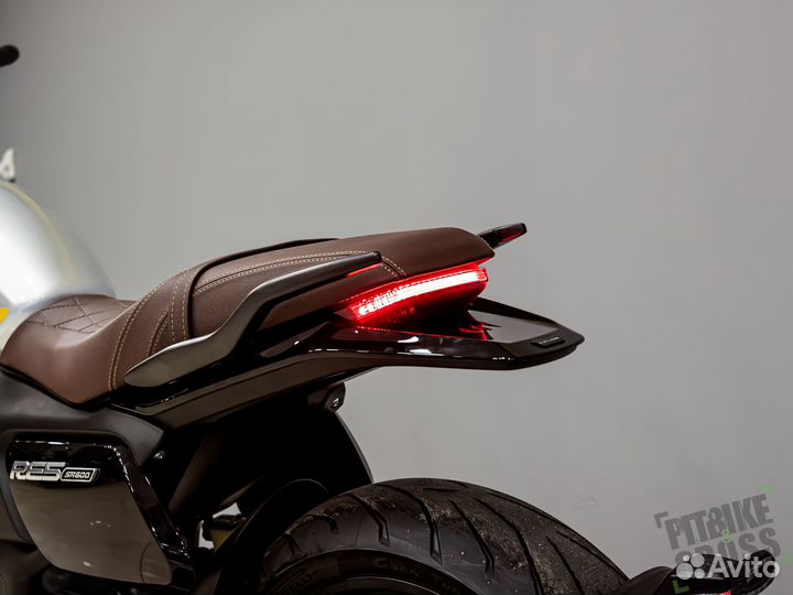 Cyclone RE5 (SR600) 2024 (Серебристый) птс