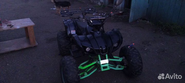 Продаю квадроцикл motax