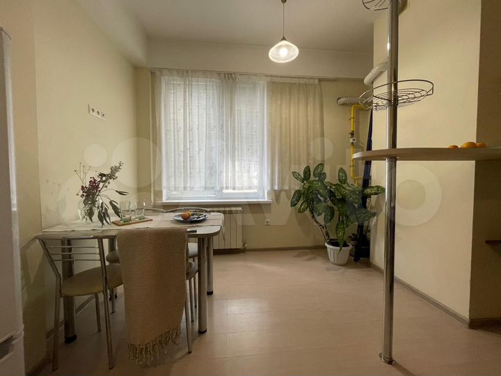 1-к. квартира, 40 м², 3/8 эт.