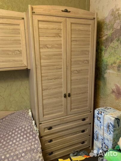 Детская стенка с кроватью