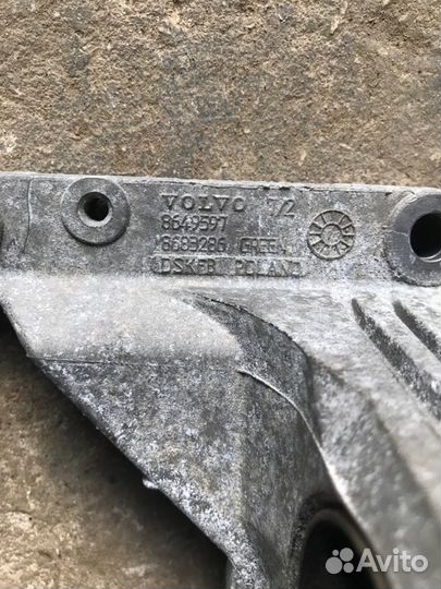 Подушка двигателя задняя Volvo Разные